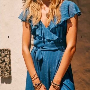 Sezane Giovana dress size 8 (40 )